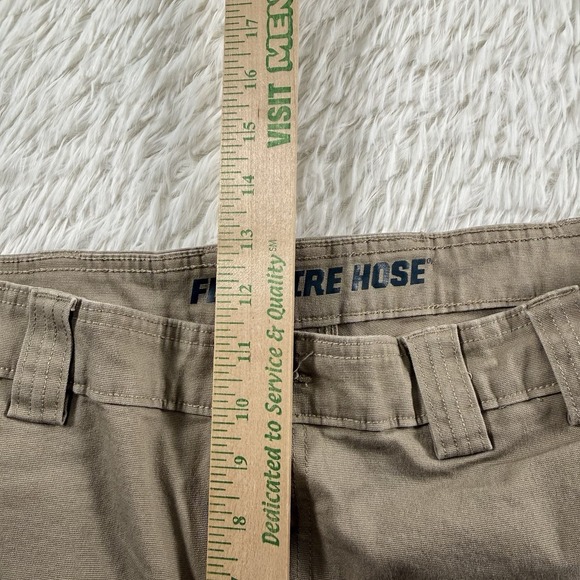 Duluth Trading Shorts Mens 40 Beige 9" Flex Fire Hose Cargo Relaxed Fit Rugged - Picture 6 of 13